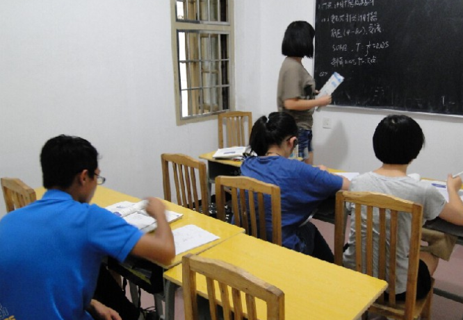 上有政策下有对策，教培机构转型家教中介依然活跃？官方回应亮了