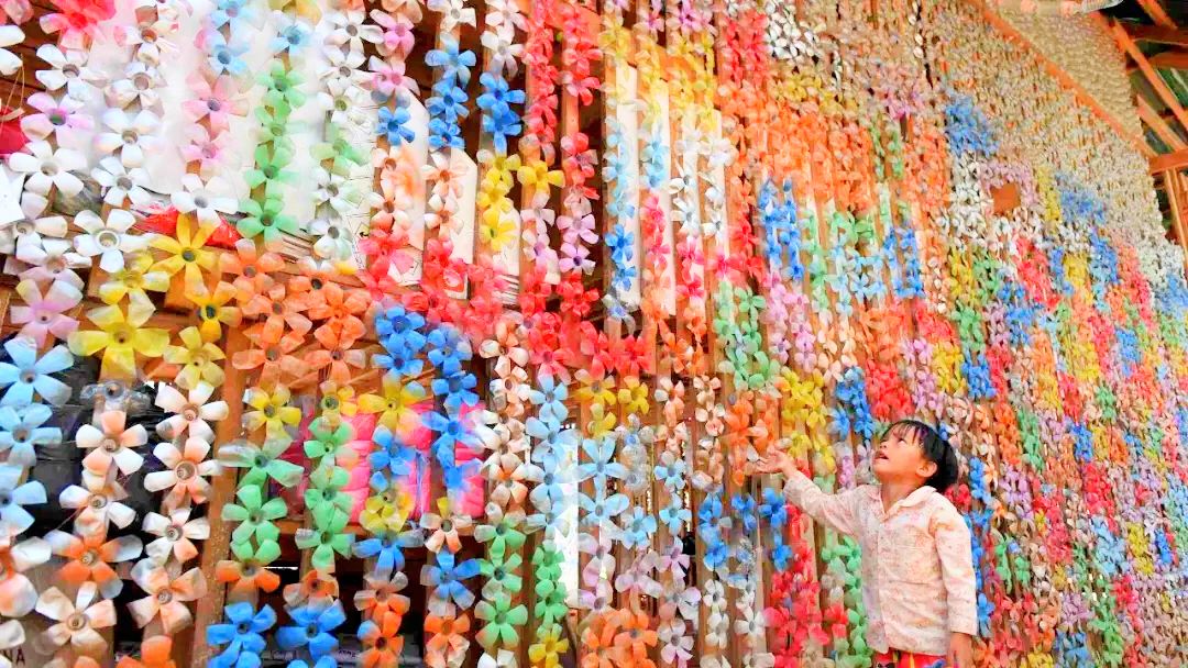 捡破烂交学费，用废品造学校？他建了一所垃圾学校，拯救无数孩子