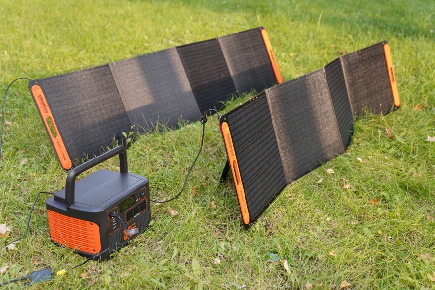 电小二太阳能户外电源2200：真正打破户外及家庭应急用电难题