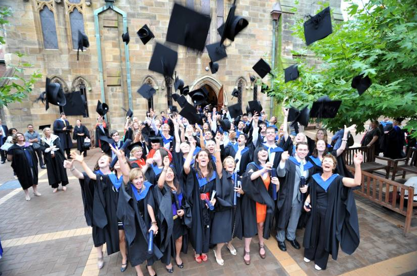 大学报“双学位”有用吗？与第二学位相比，差距在哪几个方面？