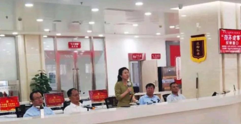 丹东市人社局召开“办不成事”反映窗口现场会