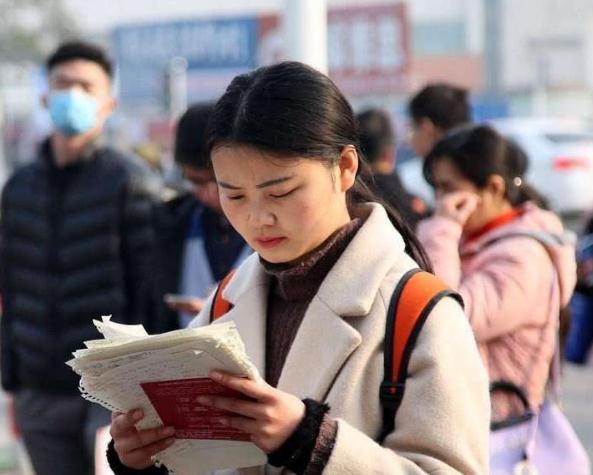 高考落榜生曹晓洁，二战高考385分进专科，人生很是励志让人羡慕