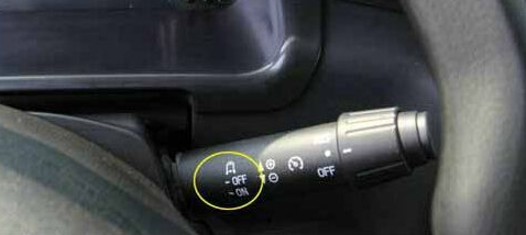 四驱车档位选择、油门及转向操作方法