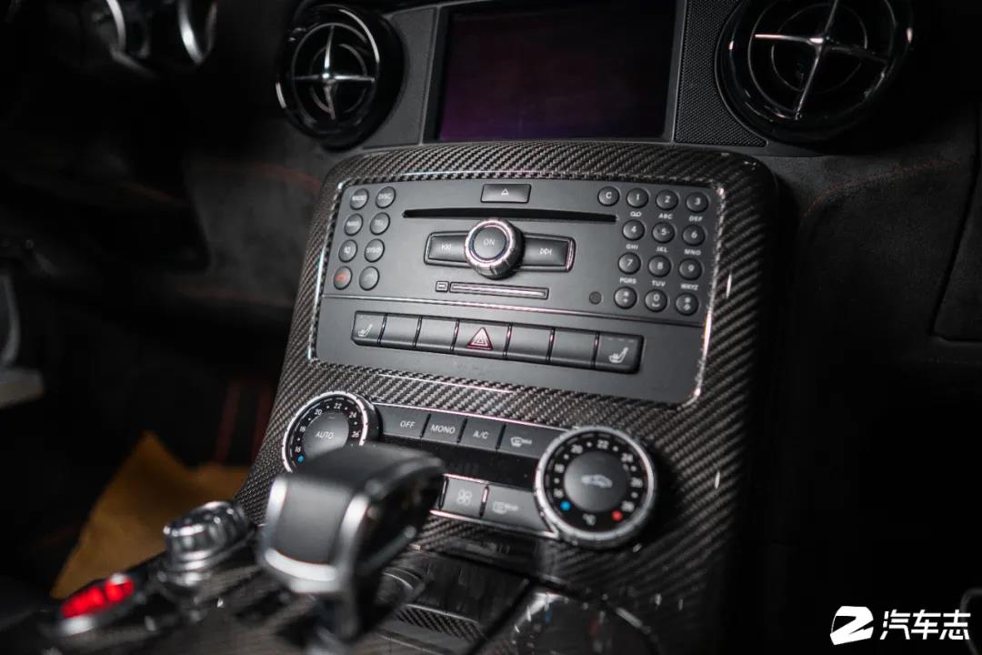 大陆仅十台的SLS AMG Black Series，零距离感受奔驰超跑的巅峰