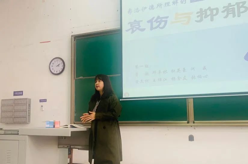 双重身份、多重热爱，川师大心理学院有位“琼姐”老师