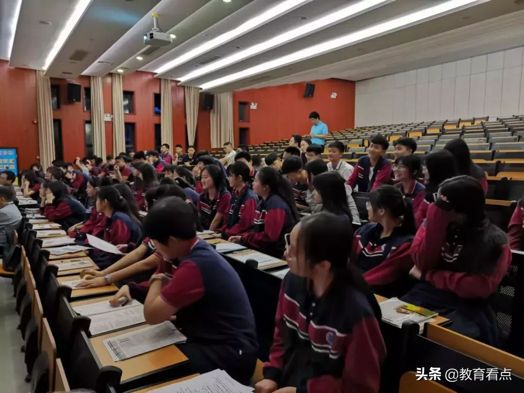 直通国外新通道！广外佛山外校“西班牙留学直通车”了解一下？