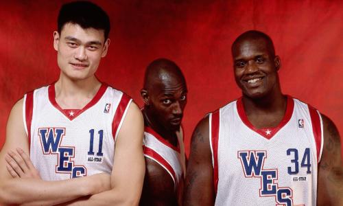 姚明nba对手有哪些(当年在NBA最让姚明头疼的五位对手都是谁？第一被称为姚明克星)