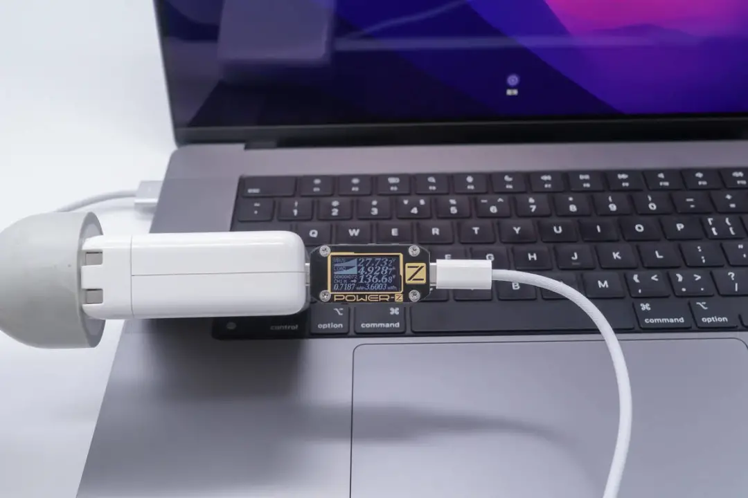 USB PD3.1快充线长什么样？苹果原装MagSafe 3充电线暴力拆解
