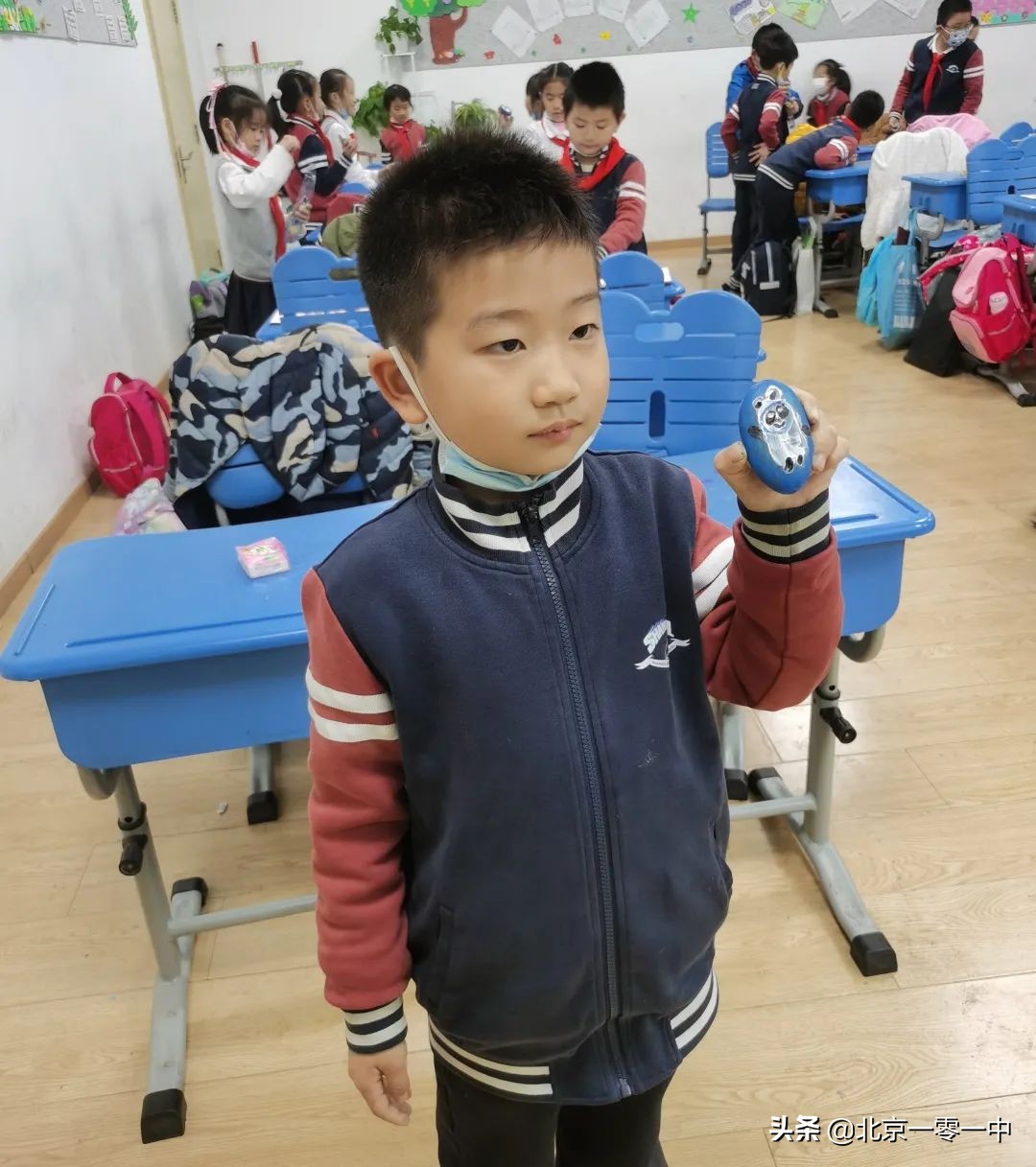 上地实验学校小学部的小可爱 带来了助力冬奥的小宇宙