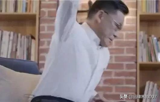 抖音直播100天,李国庆努力活成了带货主播