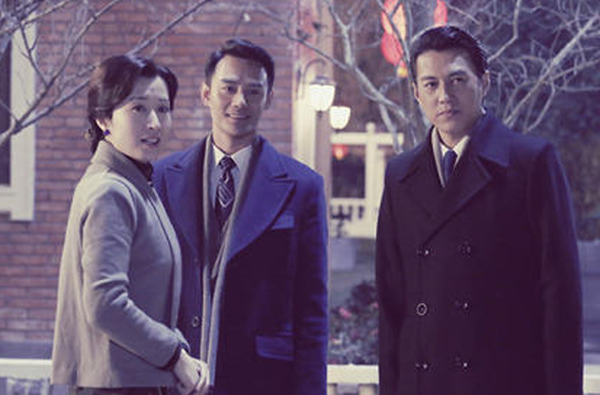 薛之谦摆拍，靳东写诗，张大大泪流满面，男人做作起来真要命