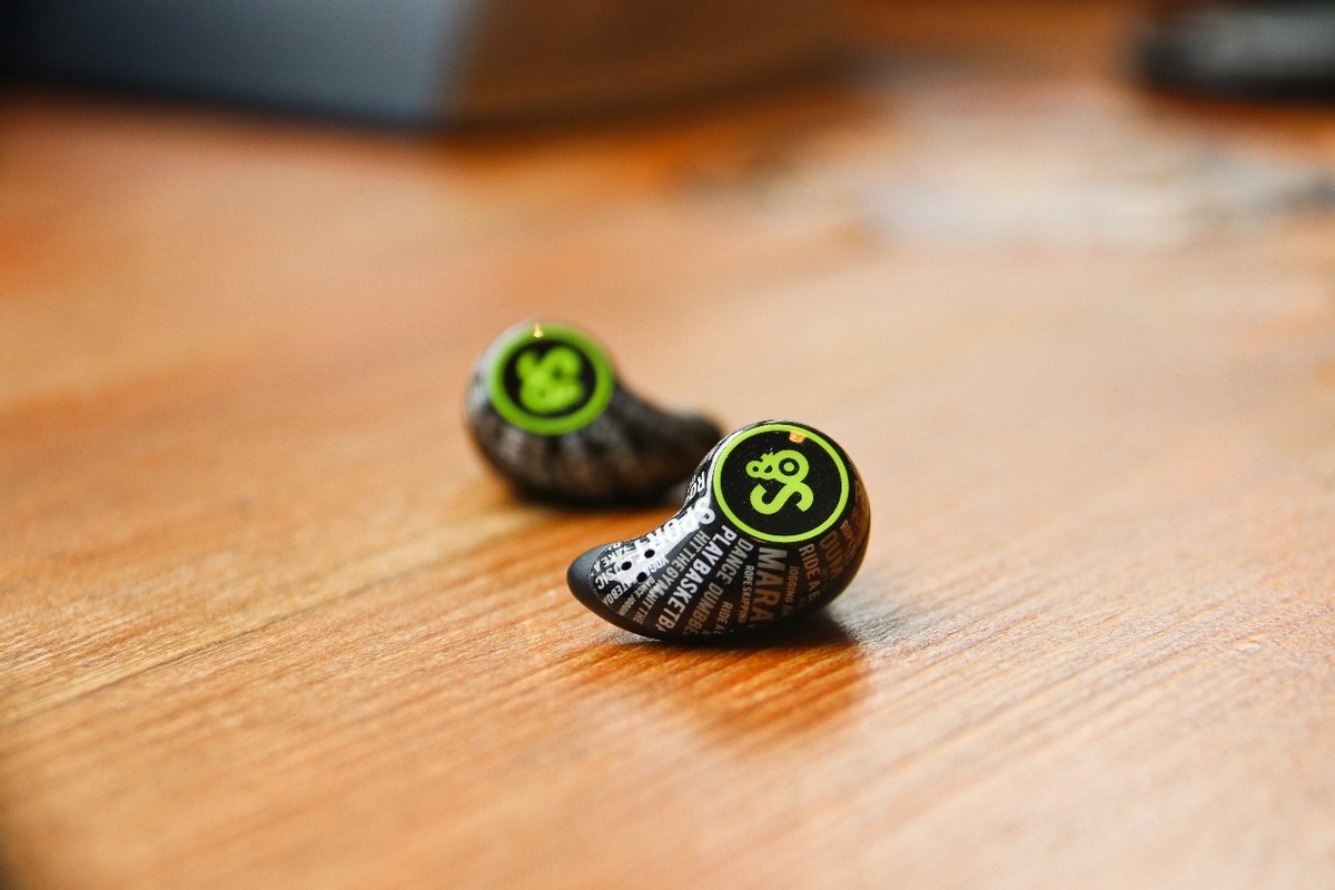 这款耳机有点酷：潮流字母纹设计，魔浪S运动耳机实测