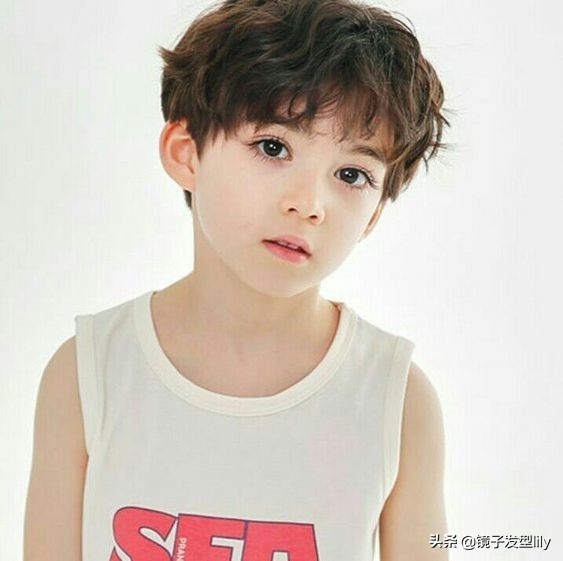 男童夏天发型2017最新图片(今夏小男孩别再剪锅盖头了) - 赤虎壹号