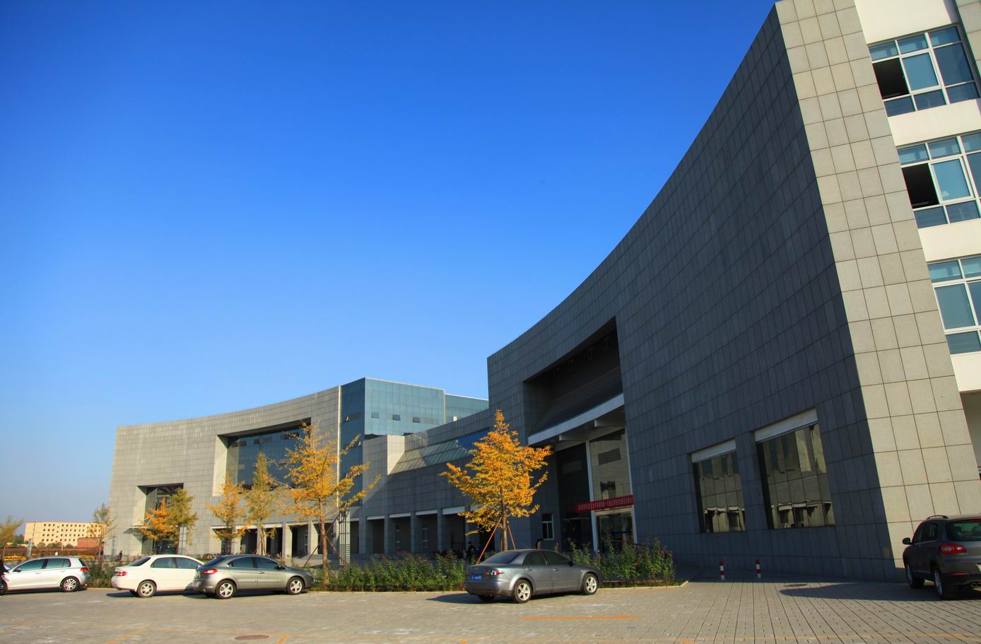 2省新增4所大学，广东VS河北，独立学院转设方向大不同