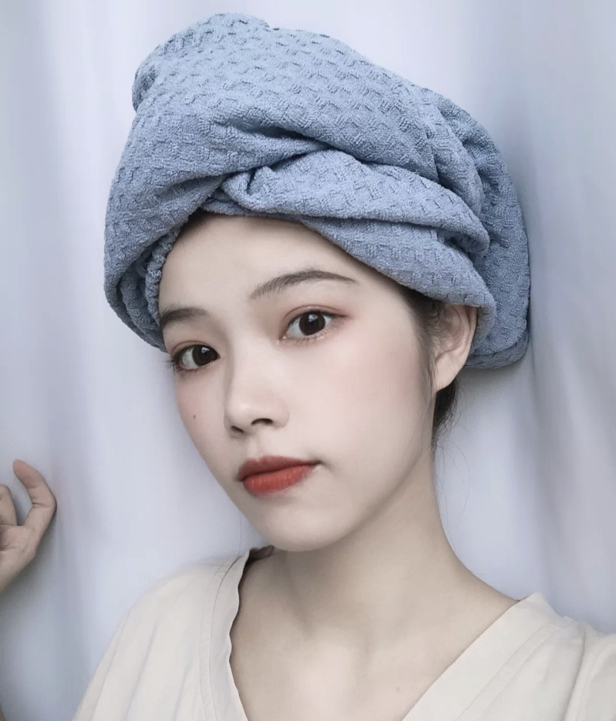 别去理发店做“护理”，都是噱头！用护发素这样做，简单效果还好