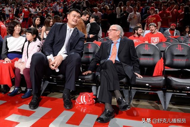 nba为什么球队亏钱(NBA球队每年开销是多大，很多在亏损，为何老板还乐此不疲砸钱？)