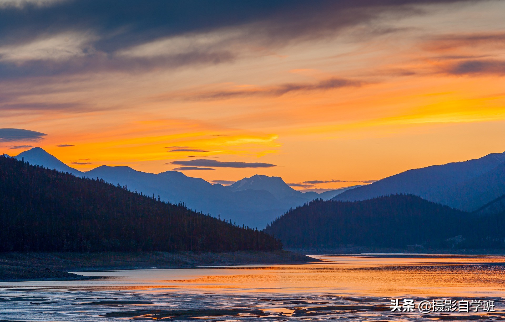 风景照片咋拍美?这9个简单实用摄影技巧,帮你拍出风光大片