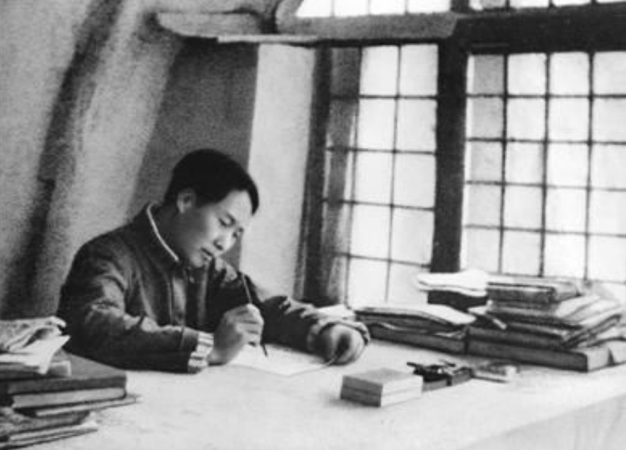 毛主席稿费多达百万，百万遗产留给了谁？子女未继承，全部给国家