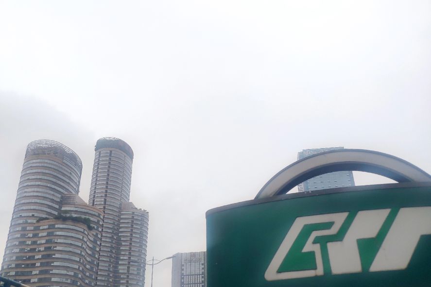 上班的旅途一路前行，记录美好生活
