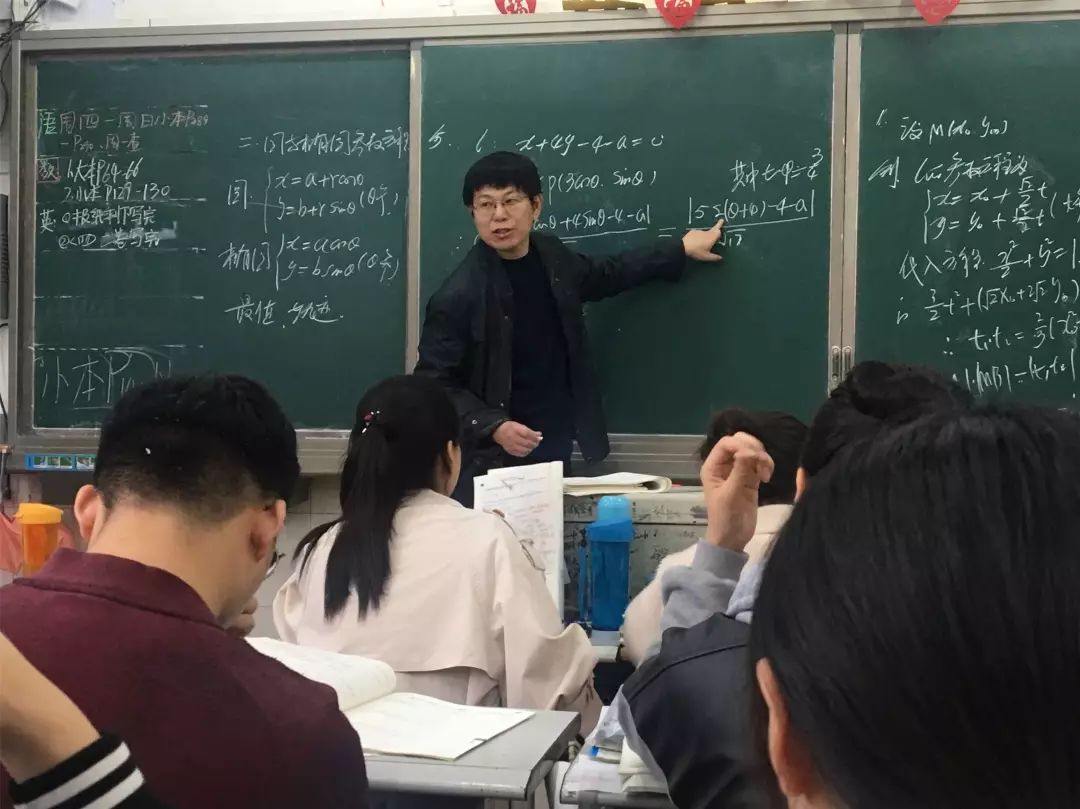 遭受校园暴力，还手却被判刑？是正当防卫还是恶意伤人？