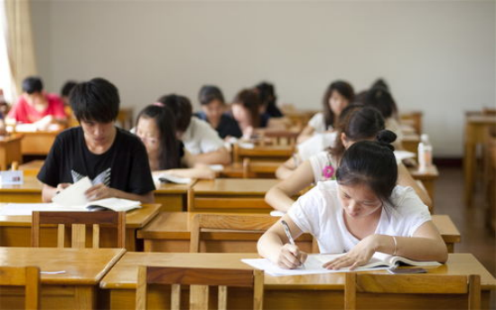 世界大学“学科”排名大洗牌，清华无缘榜首，复旦成为“黑马”