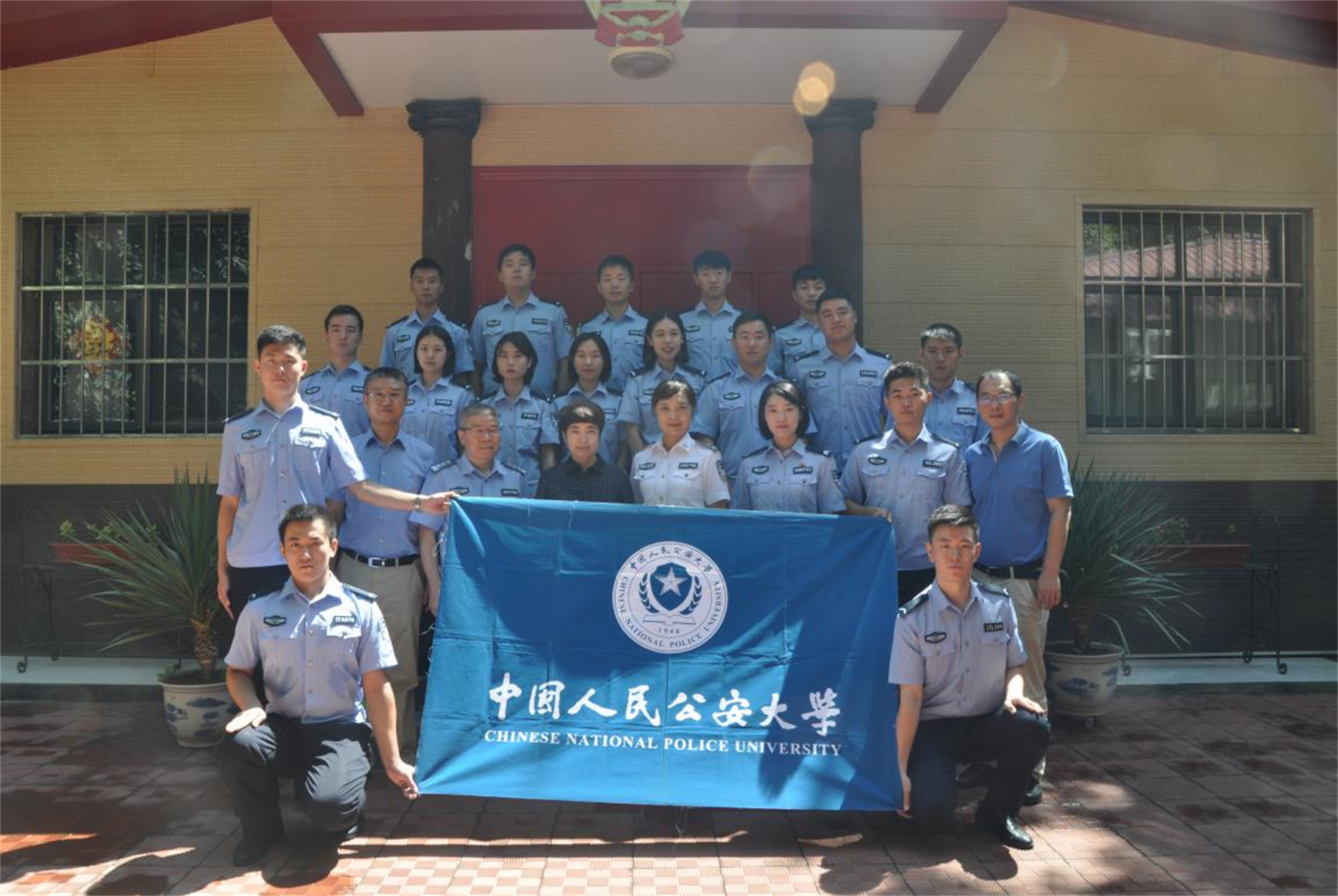 国防科大vs公安大学，“铁饭碗”界两所顶流相争，谁前途更为光明