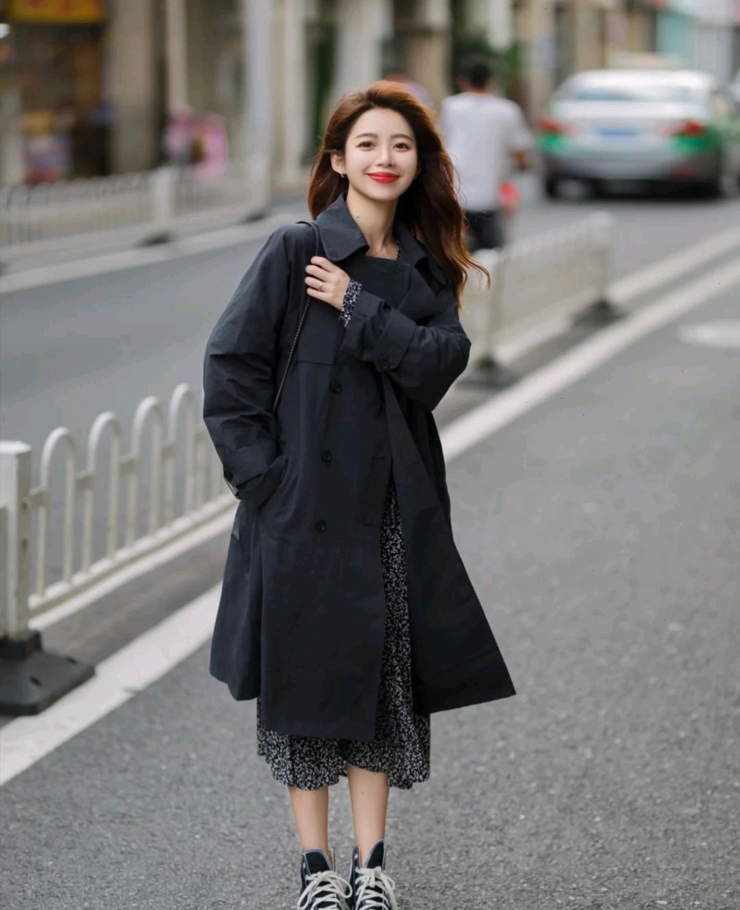 服装穿搭是女生的门面，可以很简约，但不能太过普通