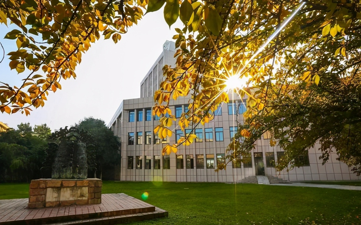 陕西省高校分档排名：西安电大上位，西农、陕师大落伍了？