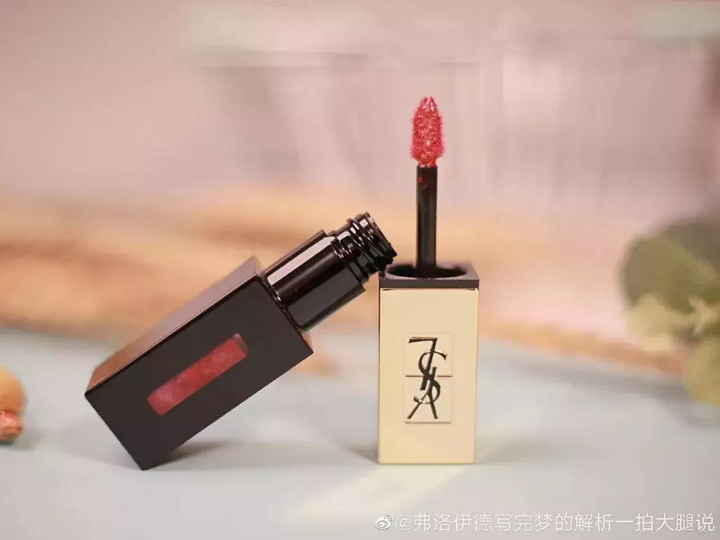 大牌口红里原来还有这些宝藏色号?!趁还没爆火前赶快买起来