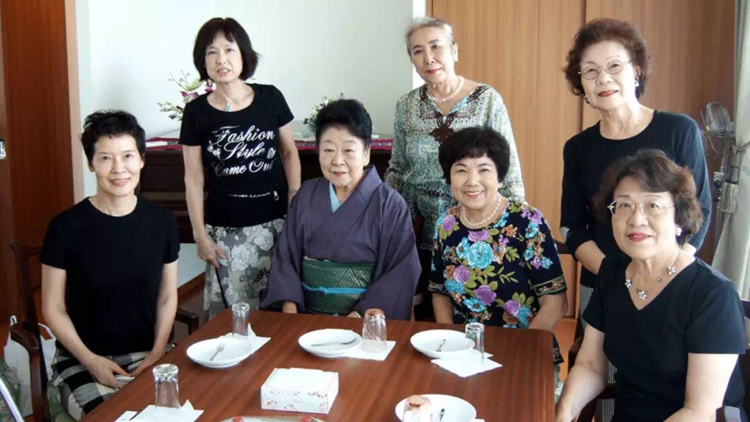 亲姐妹反目成仇，抱团养老背后隐藏的心寒真相