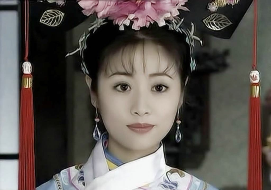 “白月光”林心如的堕落史，她背后的故事，远比你想得更恶劣