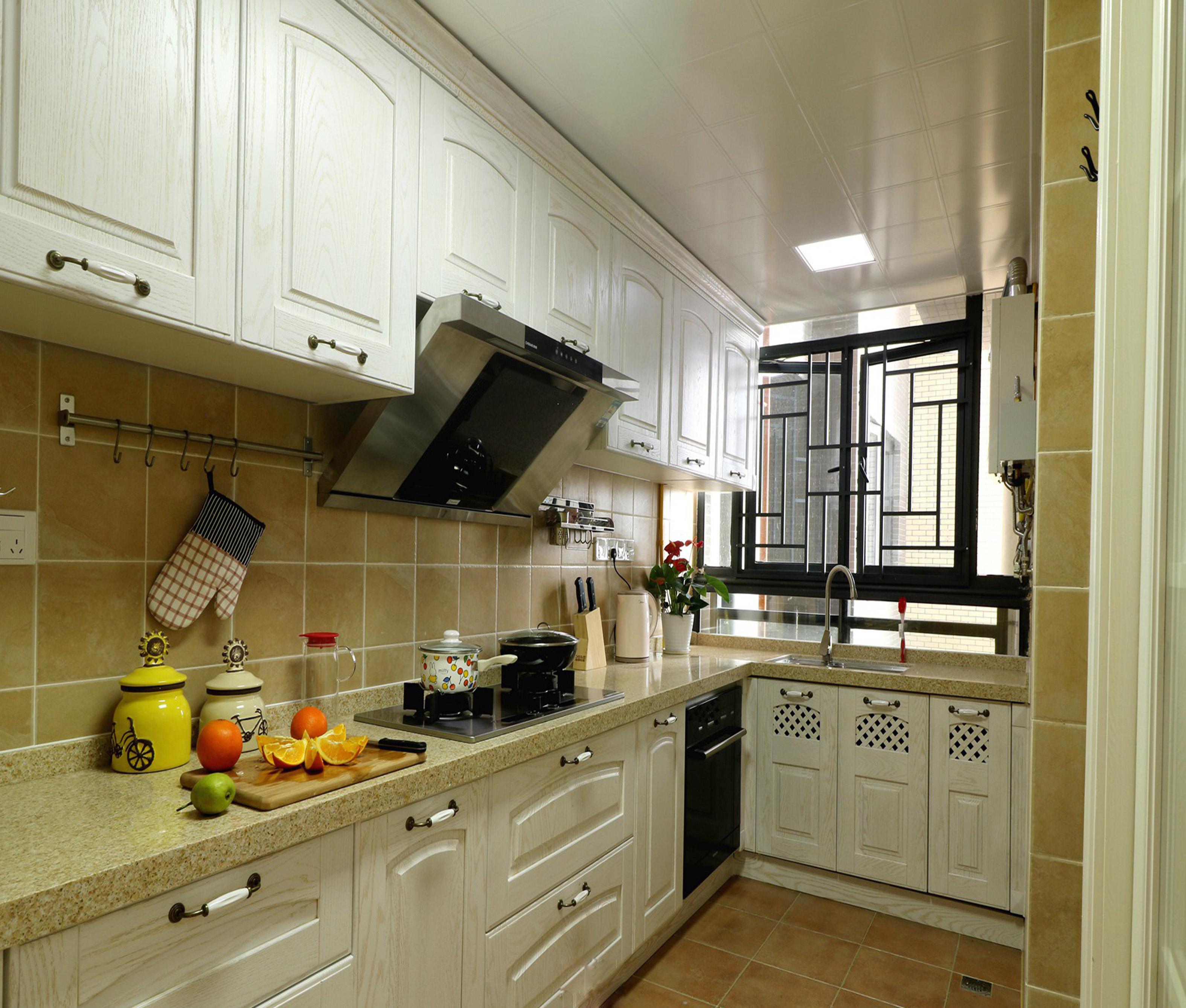 油烟机一开不停抖动怎么办？维修师傅：不用收费就能搞定！超简单