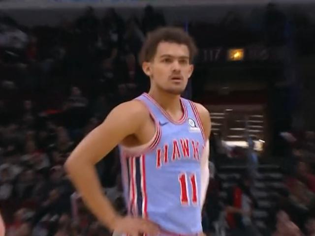 nba为什么不准叉腰(NBA奇葩的被驱逐理由！特雷杨叉腰很奇葩，但还不能超越邓肯笑)