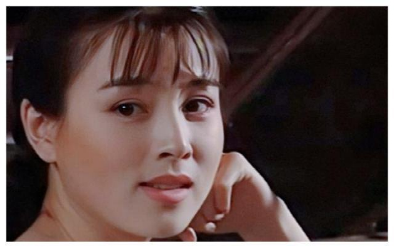 10位“70后女星”颜值对比，有人40岁强凹青春，有人51岁无惧岁月