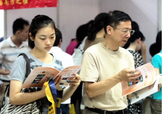 辽宁这所大学招生“爆冷”，录取线降到150分，还缺额2000人