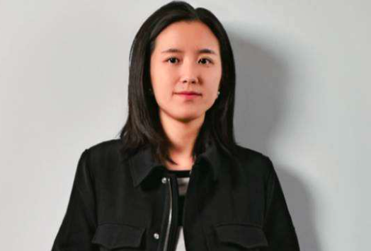 烂摊子留给美团王兴，用摩拜套现15亿完美退场，胡玮炜有多精明？