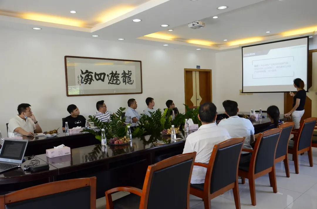 香洲正方控股集团莅临卓远·健康能量砖参观考察