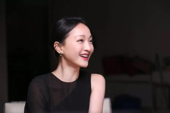 10位“70后女星”颜值对比，有人40岁强凹青春，有人51岁无惧岁月