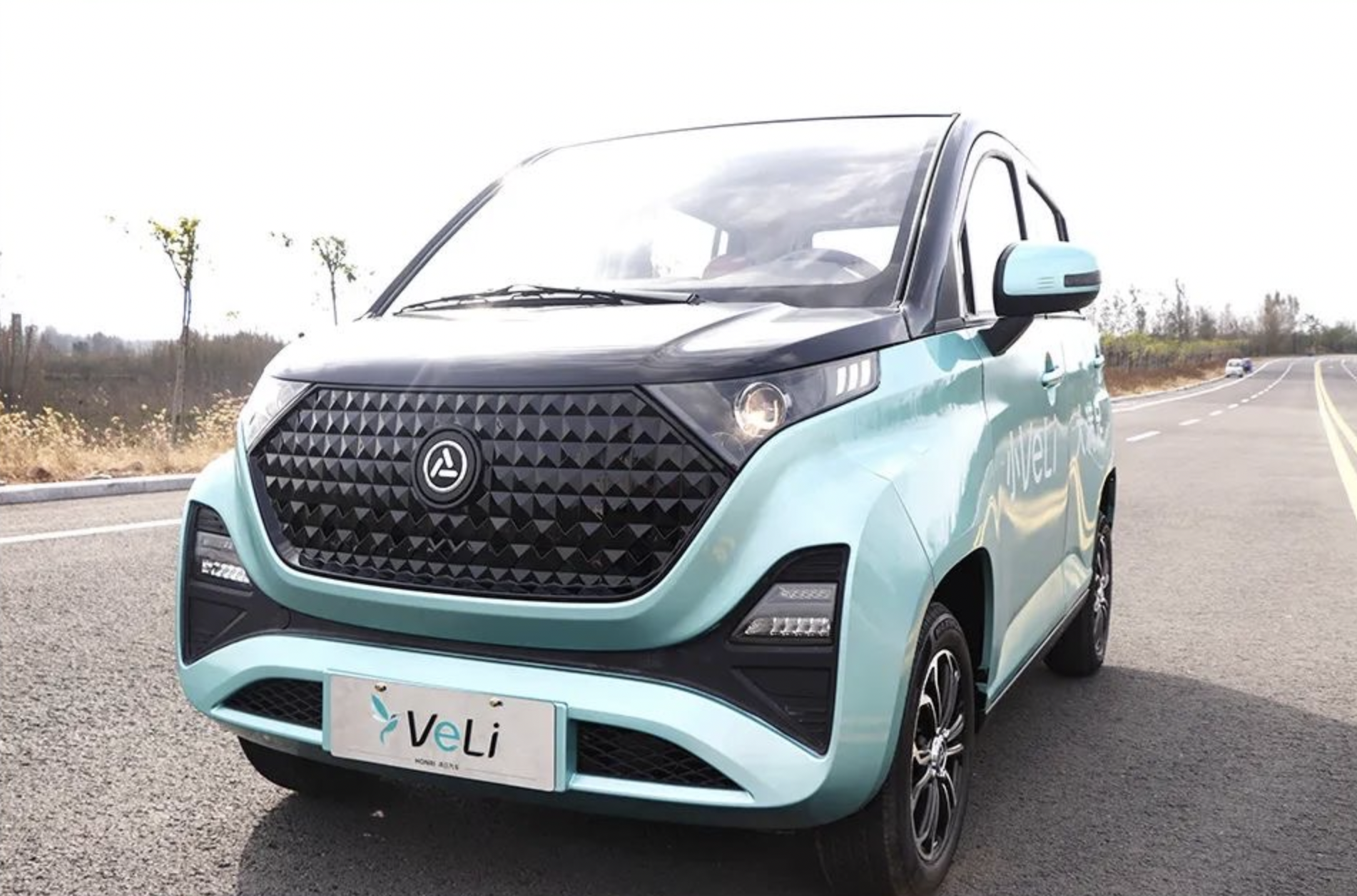 2款微型四轮电动车来了,续航150公里以上,上班,接娃都能行