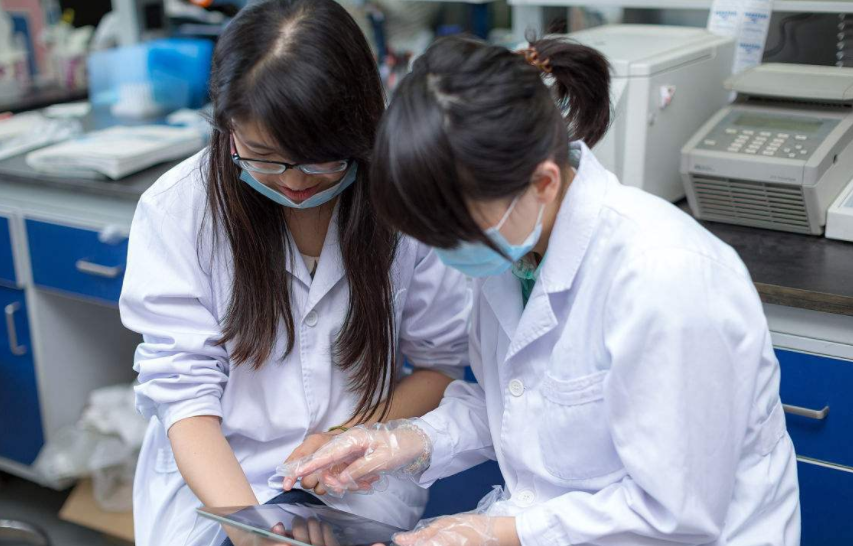 四川这所大学改名很成功，听起来恢弘大气，经常被误认为985高校