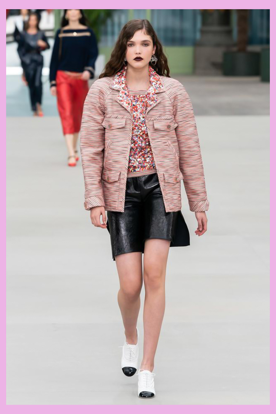 糖果色是什么颜色混合的糖果色衣服是什么颜色