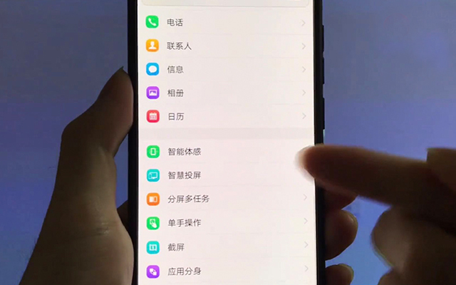 手机投屏到电视有5种方法，跟我这样操作，仅需2步就搞定