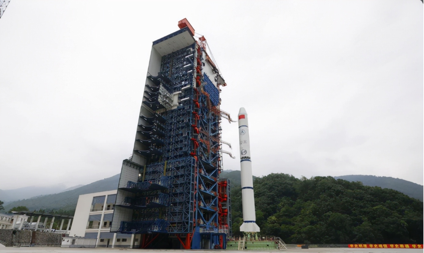 �й��淢������ը���ˣ��з����ͣ�����ȴҲֻ�п־�