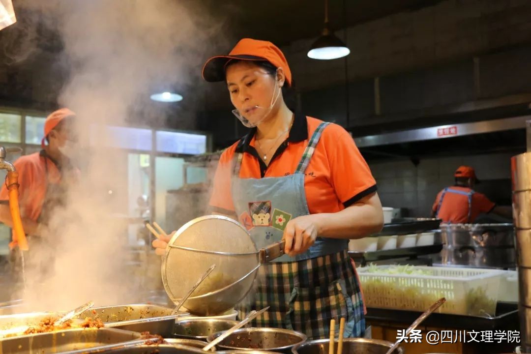 文理“低头族”| 低下头，发现另一个世界