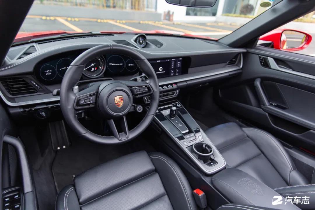 這194.75萬元絕對物有所值！試駕保時捷911 Carrera 4S Cabriolet