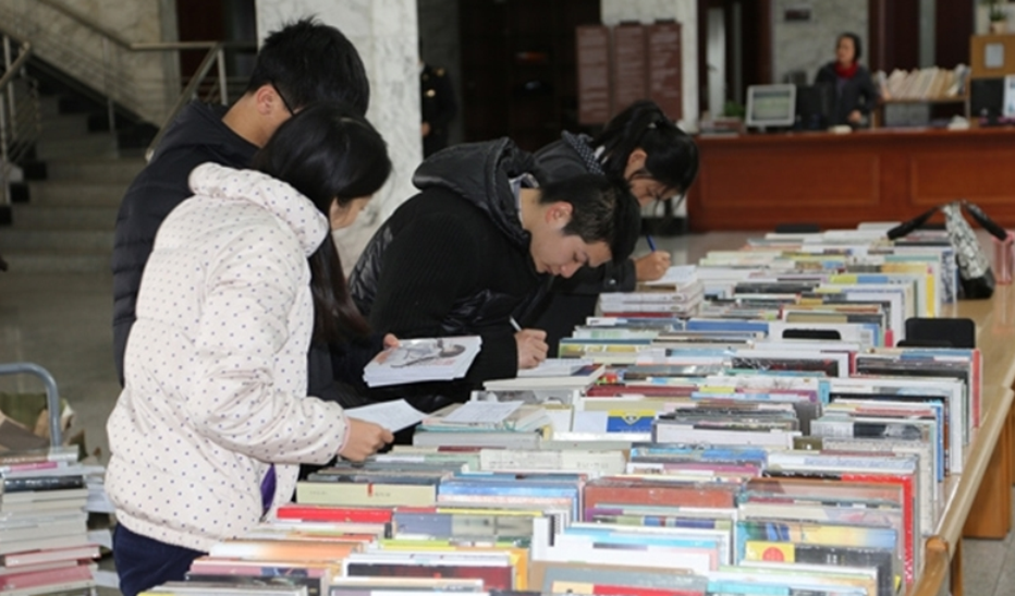 上海有所高校很“神秘”，知名度不高，但许多毕业生成为了公务员