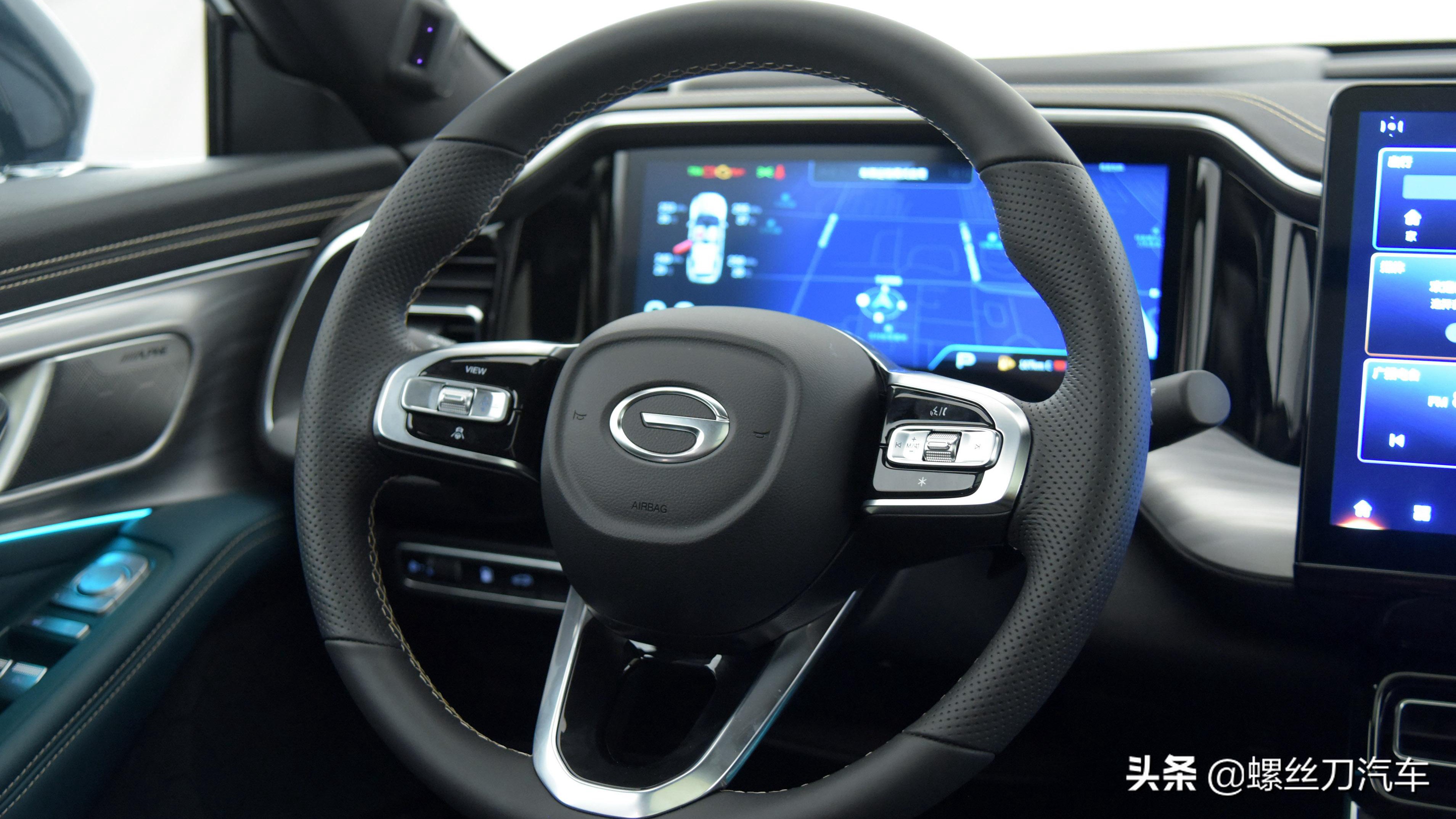能和汉兰达媲美的中国SUV？传祺GS8预售：18.88万元起