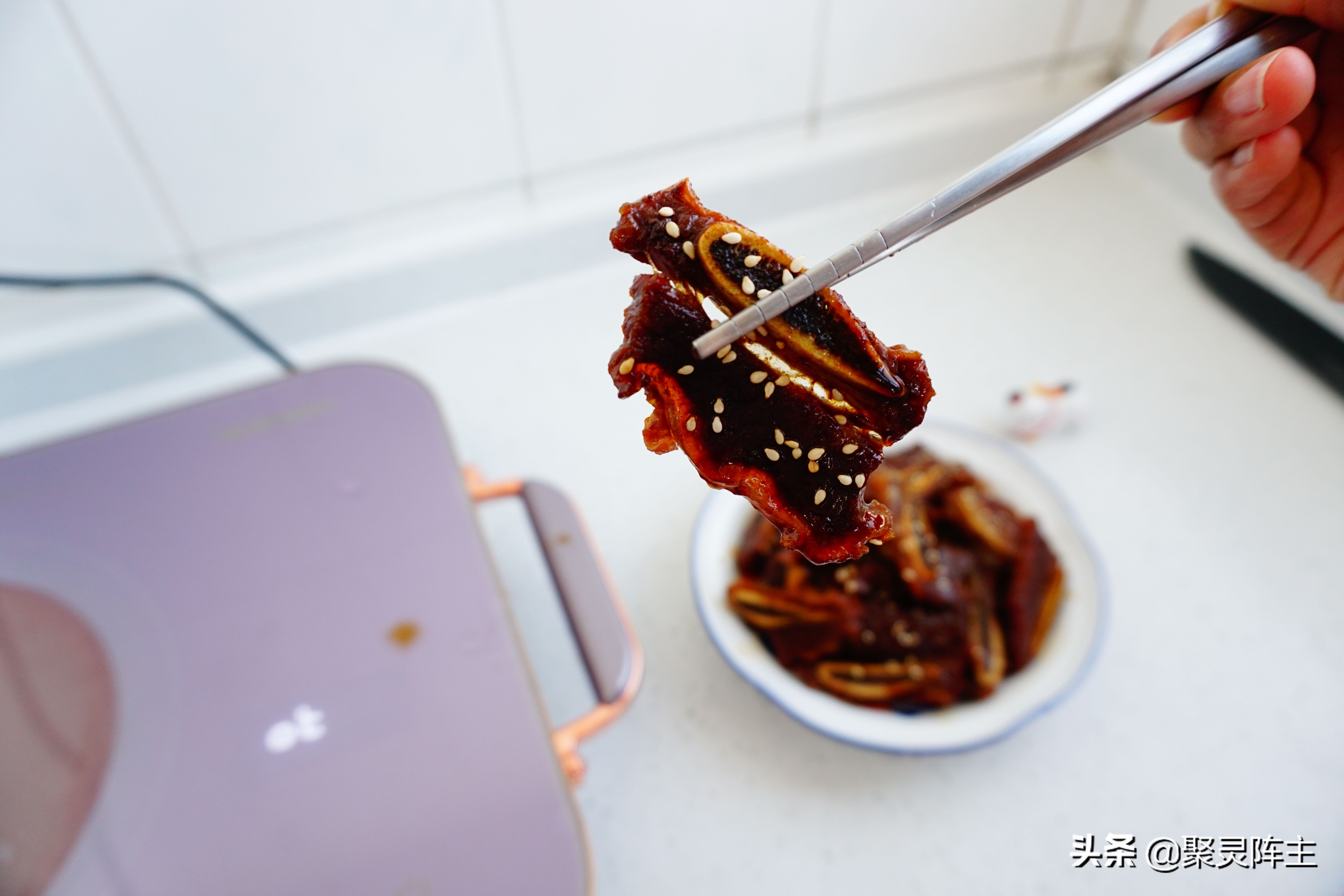 京东囤的牛肉生鲜如何变成美味料理，且看大宇电陶炉的神奇魔法