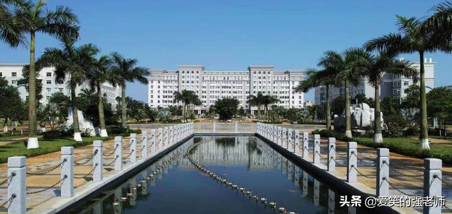 一年的学费、杂费就要近10万，您会送您的孩子进这几所大学吗？