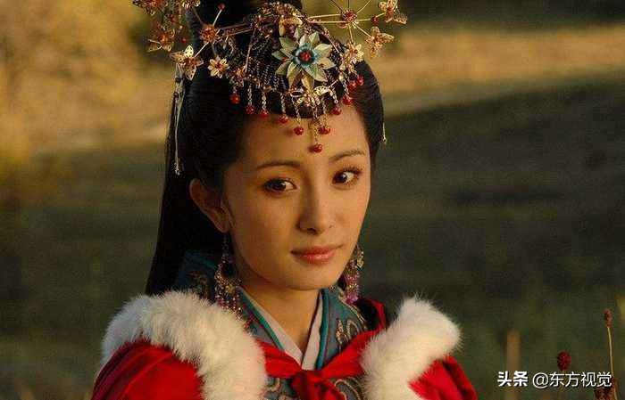 倾国倾城貌，闭月羞花容，沉鱼落雁姿，美若天仙。